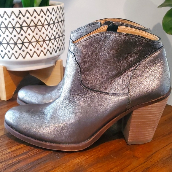 Lucky brand ankle booties only worn ones - Picture 1 of 7